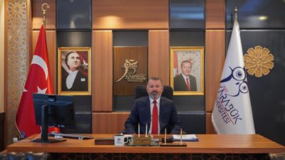 Karabük Üniversitesi Rektörü Prof Dr. Fatih Kırışık 1 Mayıs Emek