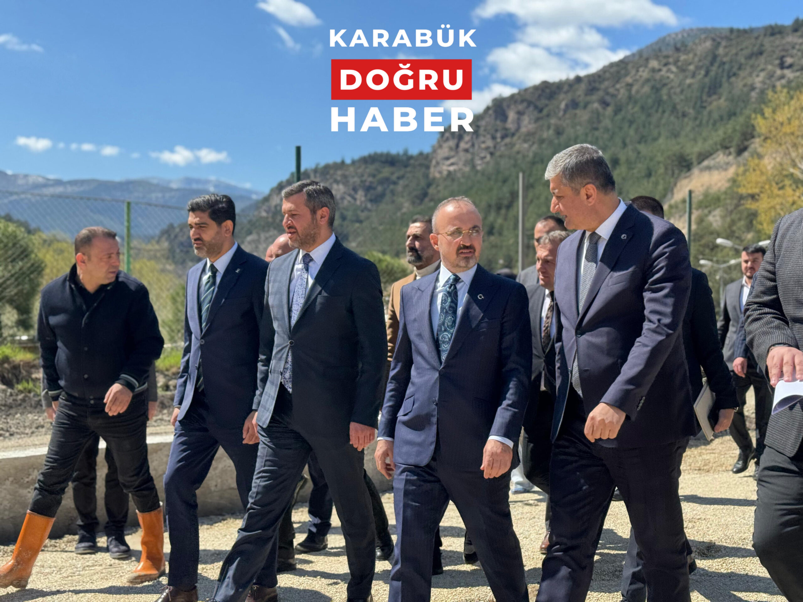 Karabük Belediye Başkanı Özkan Çetinkaya, İçişleri Bakan Yardımcısı Bülent Turan’ın