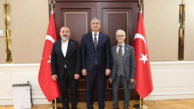 Vali Mustafa Yavuz; şair, yazar ve gazeteci kimliğiyle edebiyat dünyasında