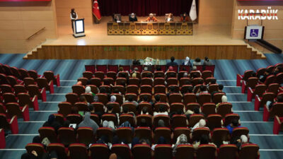 Karabük Üniversitesi’nde (KBÜ) düzenlenen kariyer söyleşisinde, hemşirelikte yönetim alanındaki kariyer