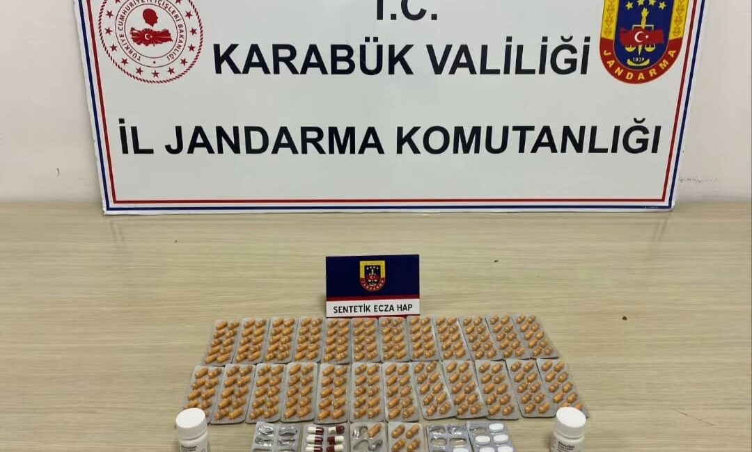 Karabük İl Jandarma Komutanlığı ekipleri, uyuşturucu madde kullanımı ve ticaretine