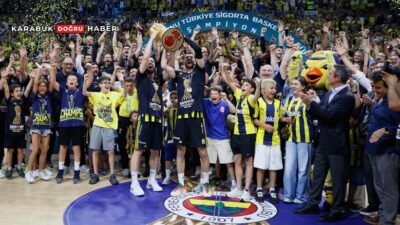 Türkiye Sigorta Basketbol Süper Ligi play-off final serisinin beşinci maçında