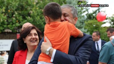 30 Haziran Koruyucu Aile Günü vesilesiyle düzenlenen programda, Vali Mustafa